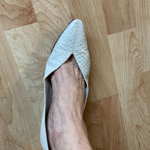 Thomas Wallace Vintage Cream Snakeskin Kitten Heel Pumps - Size 7 1/2 - Picture 15 of 15